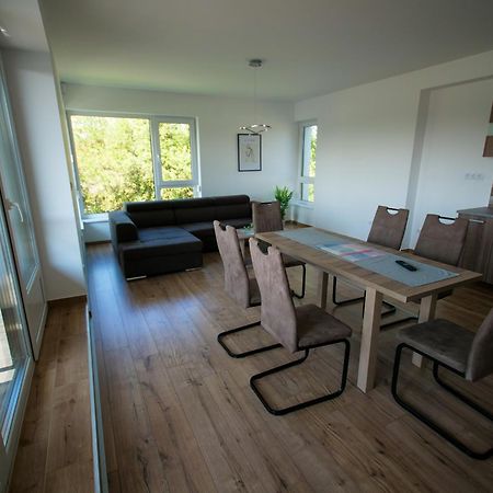Апартаменты Zea Apartmanhaz Балатонфеньвеш Экстерьер фото