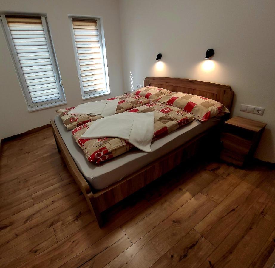 Апартаменты Zea Apartmanhaz Балатонфеньвеш Экстерьер фото