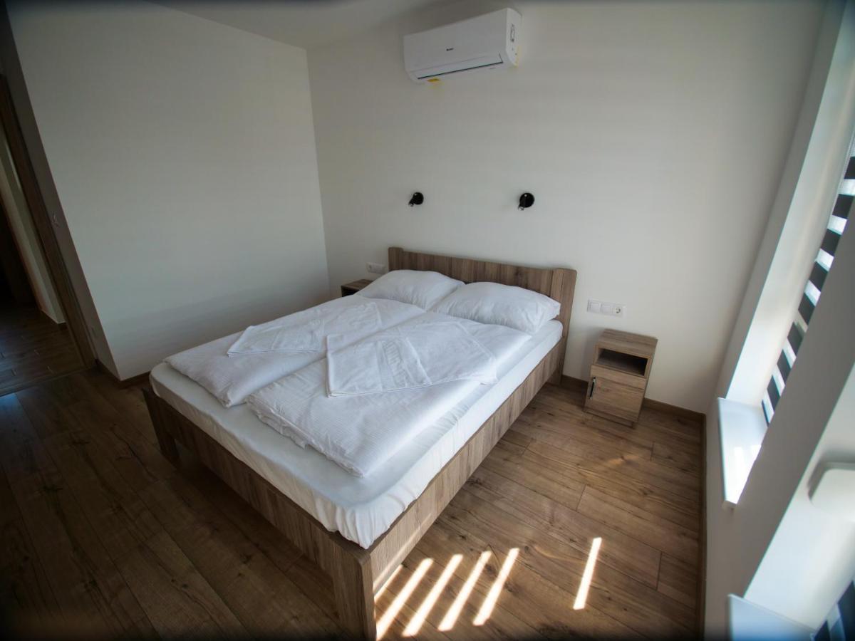 Апартаменты Zea Apartmanhaz Балатонфеньвеш Экстерьер фото