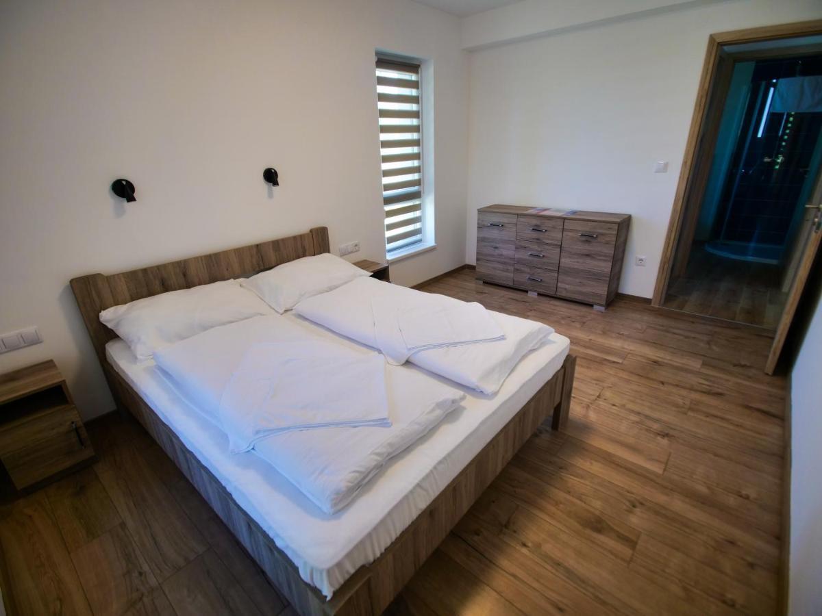 Апартаменты Zea Apartmanhaz Балатонфеньвеш Экстерьер фото