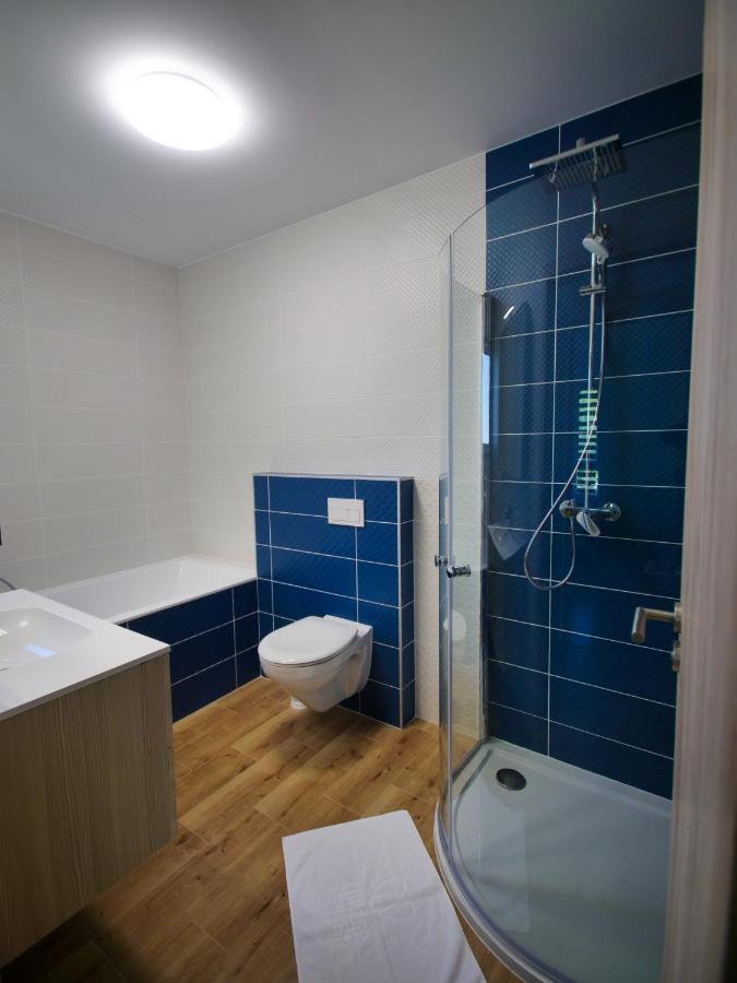 Апартаменты Zea Apartmanhaz Балатонфеньвеш Экстерьер фото