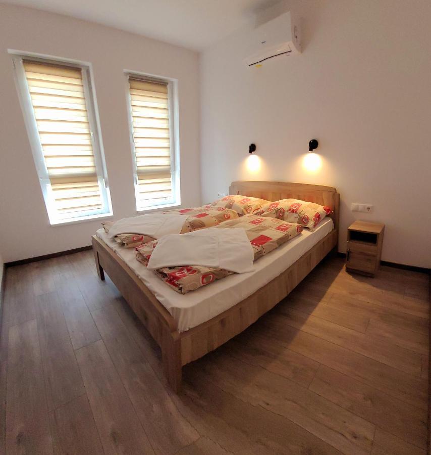 Апартаменты Zea Apartmanhaz Балатонфеньвеш Экстерьер фото
