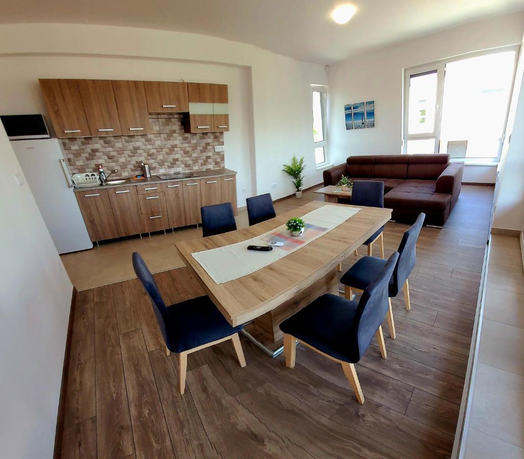 Апартаменты Zea Apartmanhaz Балатонфеньвеш Экстерьер фото