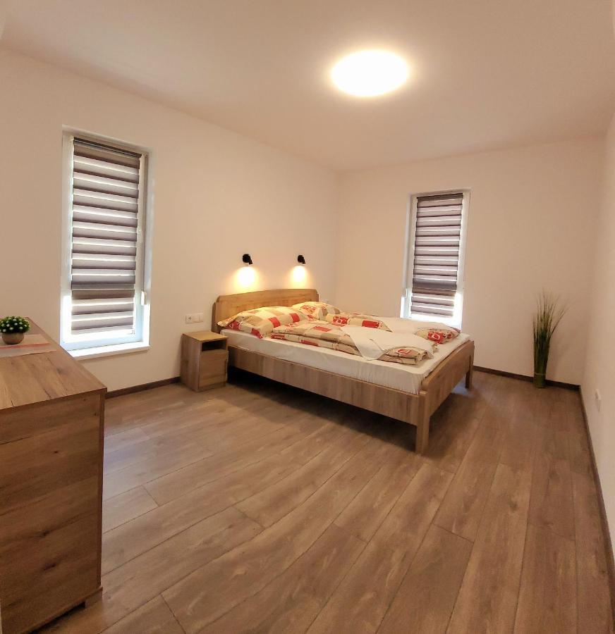 Апартаменты Zea Apartmanhaz Балатонфеньвеш Экстерьер фото