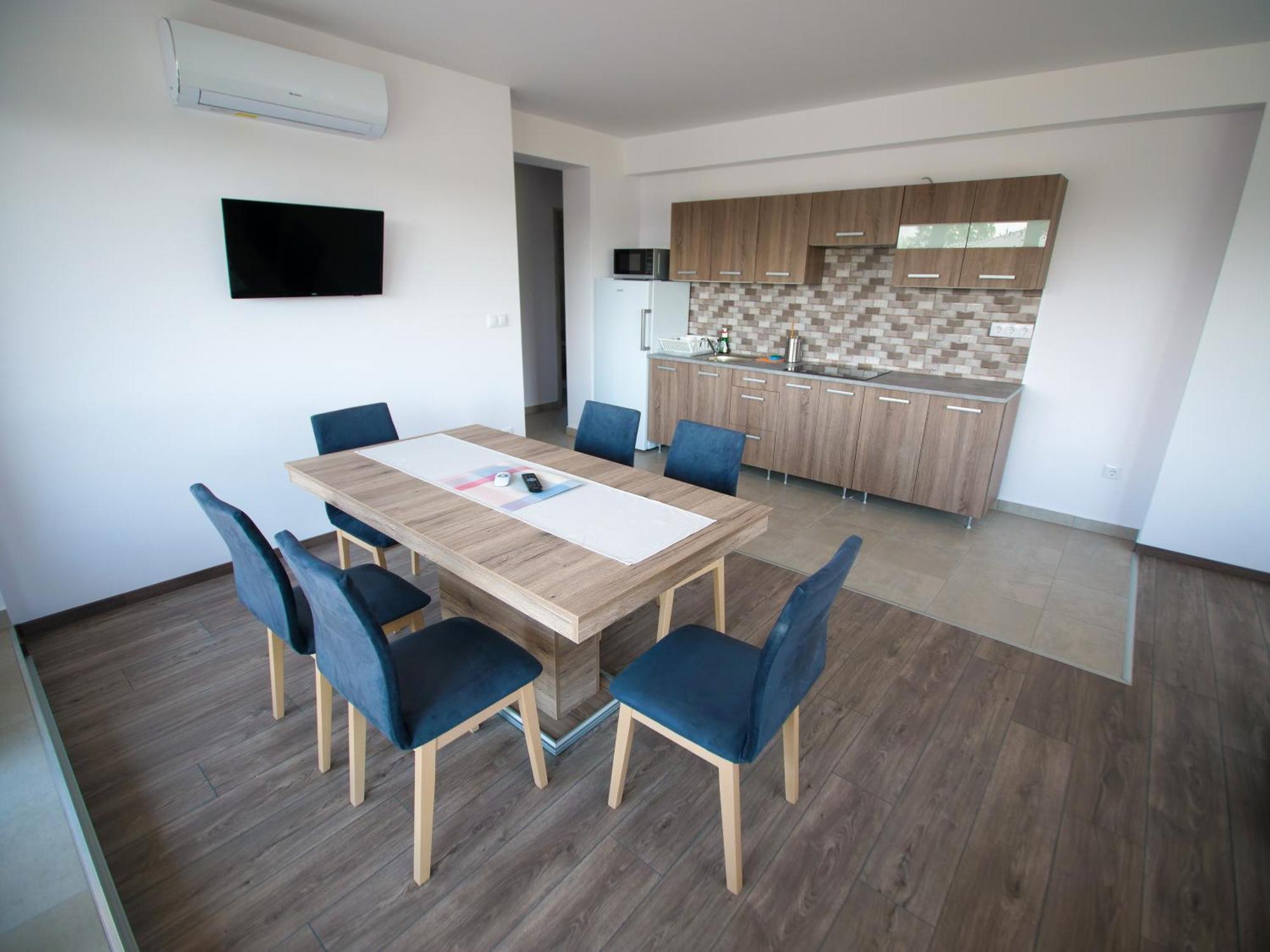 Апартаменты Zea Apartmanhaz Балатонфеньвеш Экстерьер фото