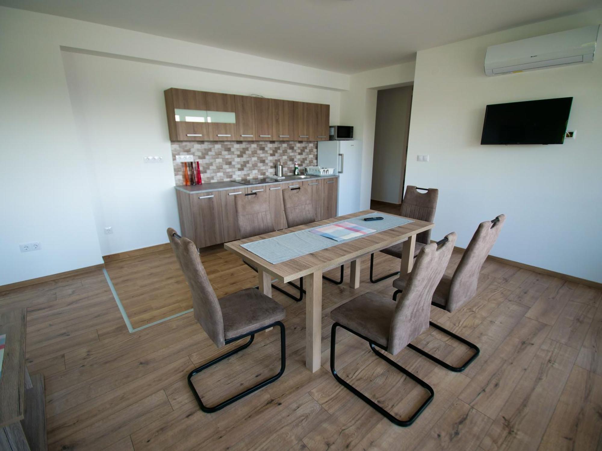 Апартаменты Zea Apartmanhaz Балатонфеньвеш Экстерьер фото