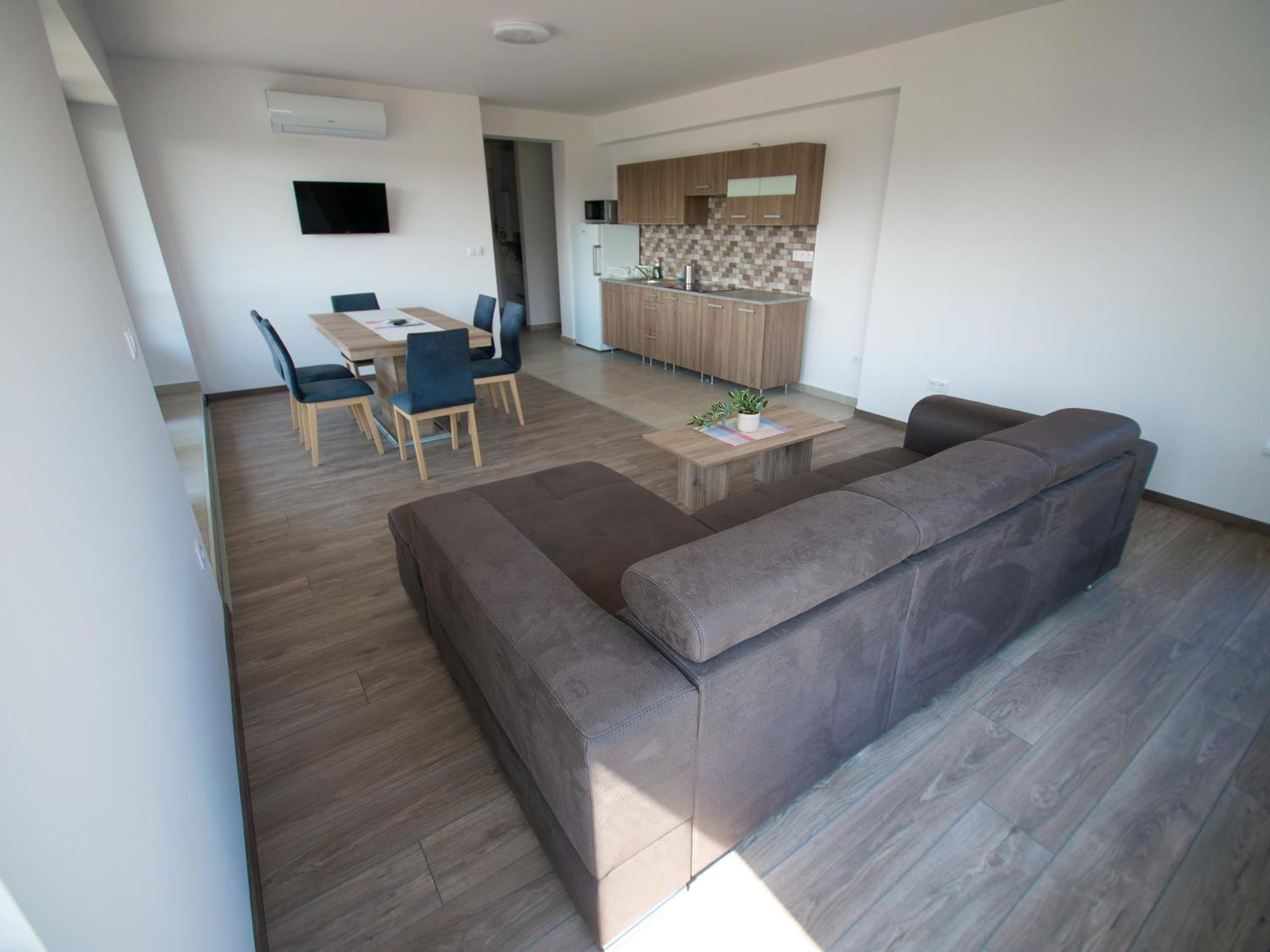 Апартаменты Zea Apartmanhaz Балатонфеньвеш Экстерьер фото
