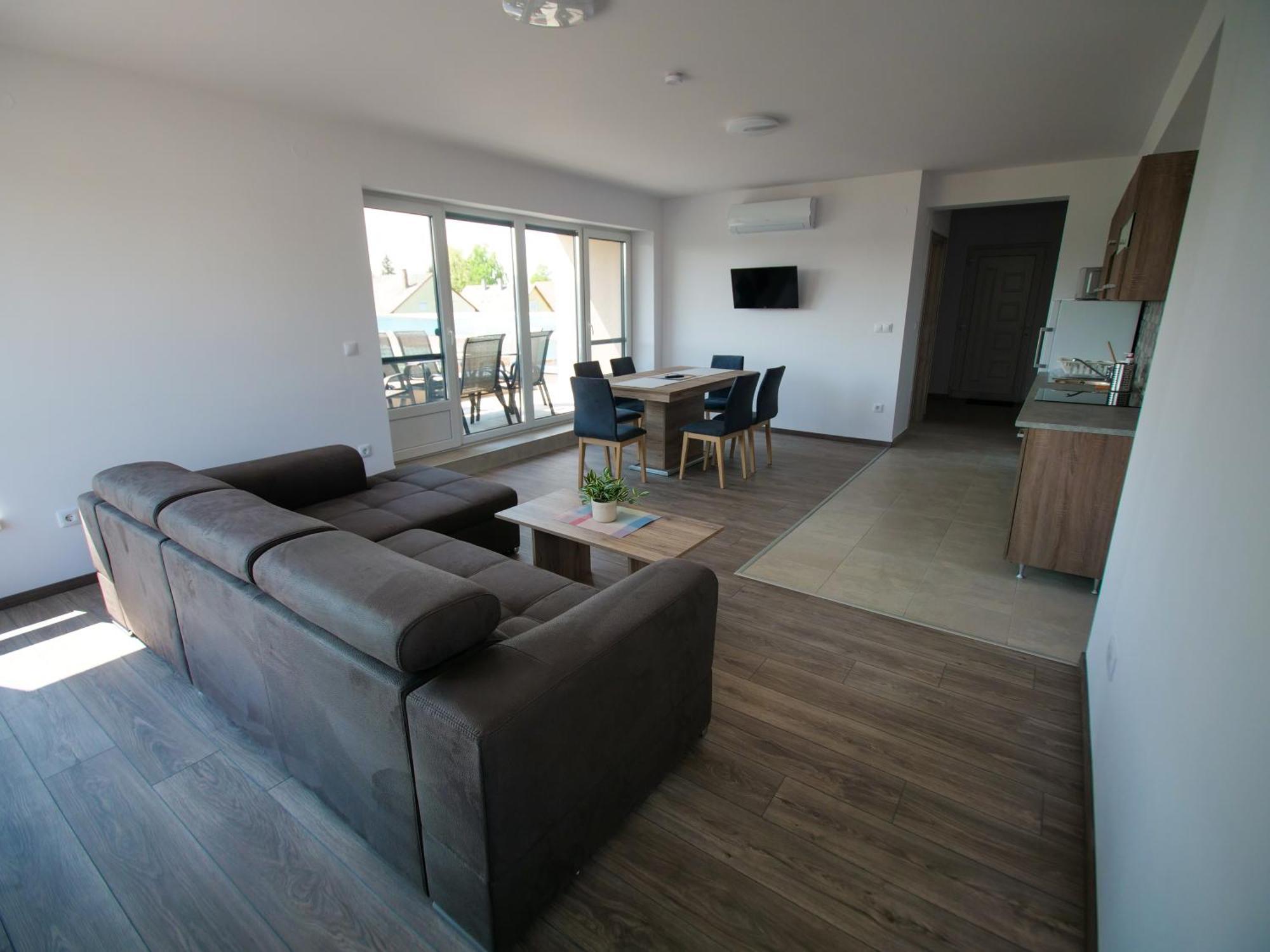 Апартаменты Zea Apartmanhaz Балатонфеньвеш Экстерьер фото