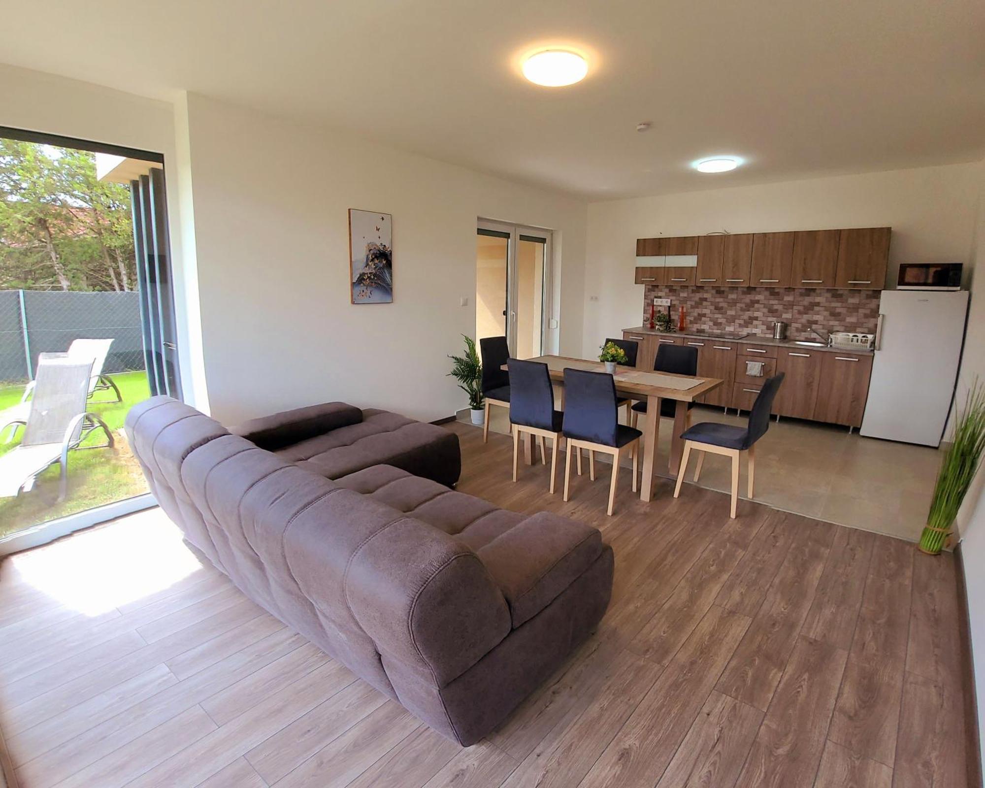Апартаменты Zea Apartmanhaz Балатонфеньвеш Экстерьер фото