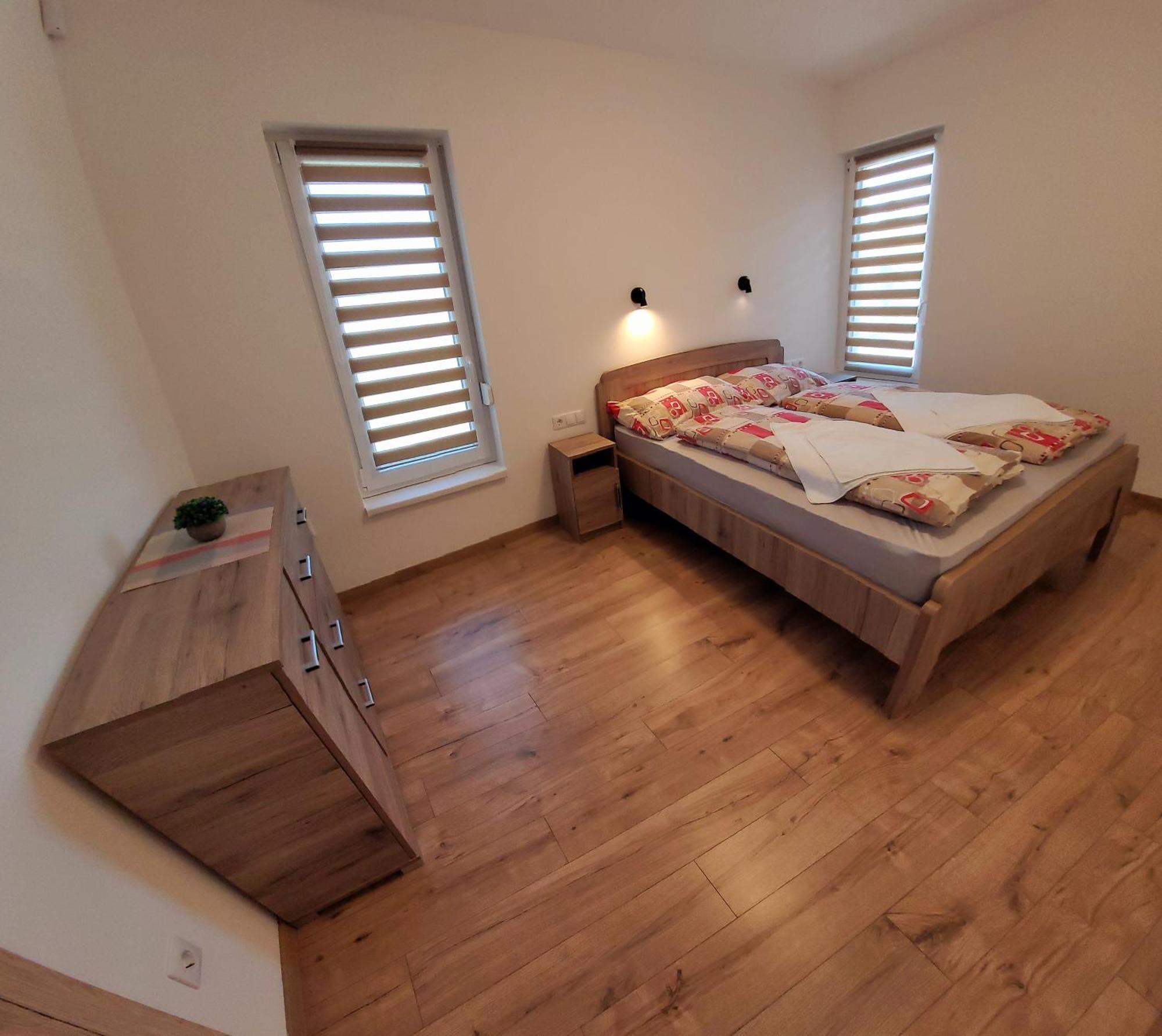 Апартаменты Zea Apartmanhaz Балатонфеньвеш Экстерьер фото